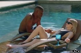 Chàng trai cu đen và dài phang cô gái da dẻ trắng hồng Arya Fae